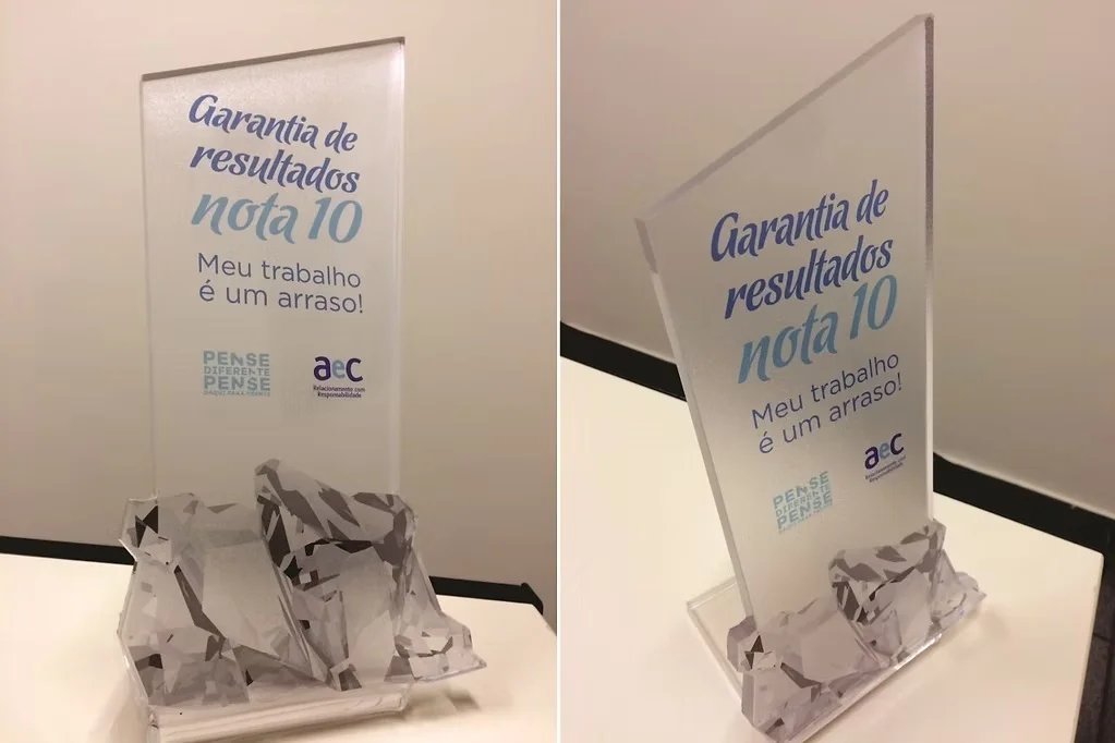 Troféu em acrílico